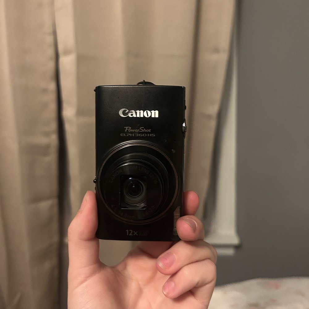 Canon PowerShot ELPH 360 HS Black Digital Camera